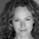 Une courte apparition de Clare Carey
